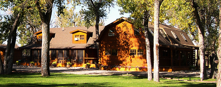 Eagle Nest Lodge